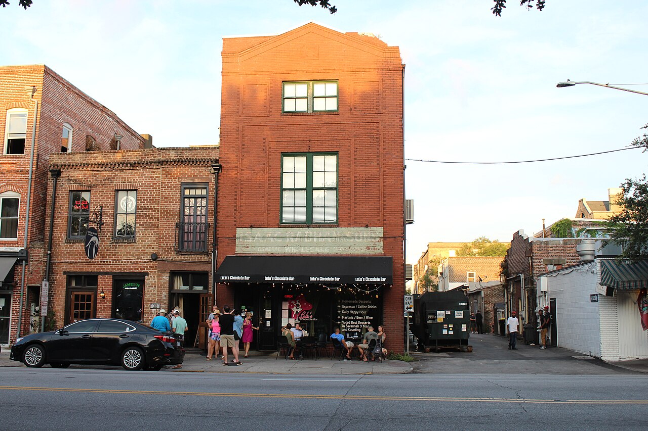 Lulu's Chocolate Bar, in the former Isaac Rabhan & Sons building (photo 2017)